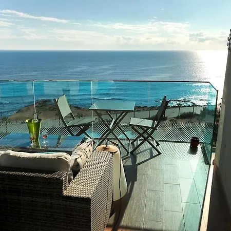 Апартаменти Sea Senses Cocoon - Seaview, Multiple Pools, Heated Pool, Jacuzzi, Sauna, Playground, Padel