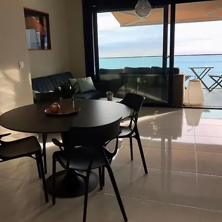 Sea Senses Cocoon - Seaview, Multiple Pools, Heated Pool, Jacuzzi, Sauna, Playground, Padel *