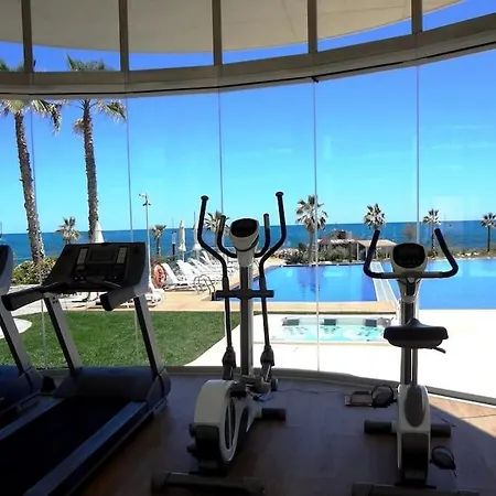 Sea Senses Cocoon - Seaview, Multiple Pools, Heated Pool, Jacuzzi, Sauna, Playground, Padel Апартаменти *