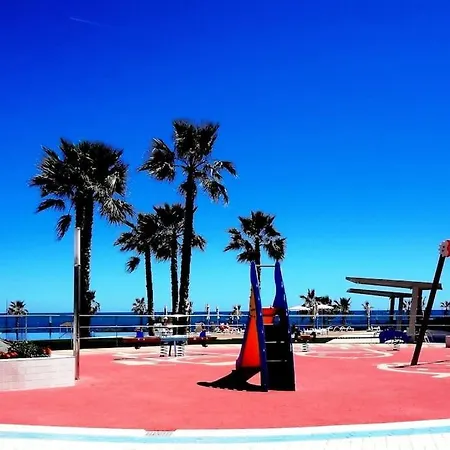 Апартаменти Sea Senses Cocoon - Seaview, Multiple Pools, Heated Pool, Jacuzzi, Sauna, Playground, Padel *